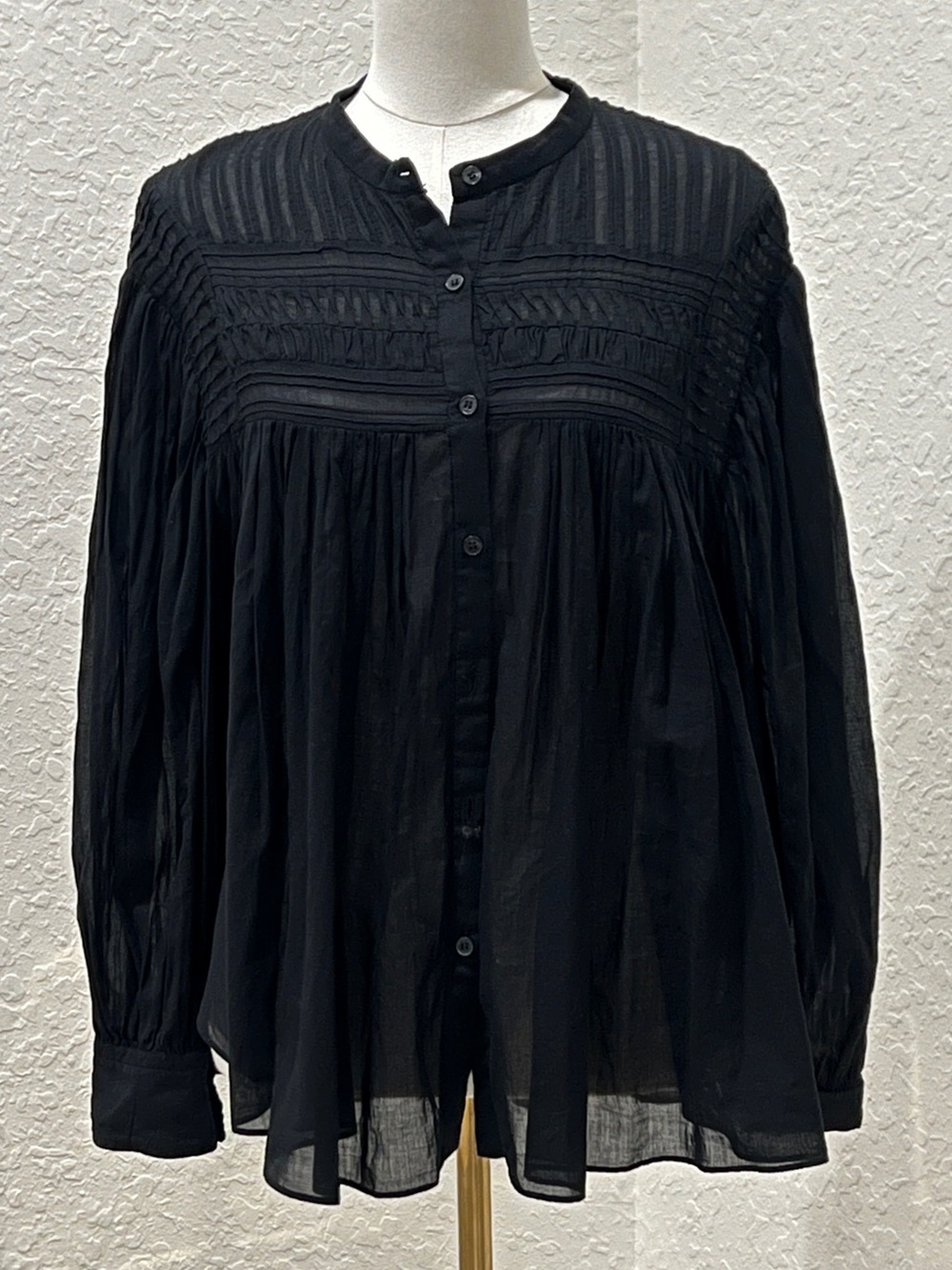 Black Women's Pintuck Button-Front Blouse